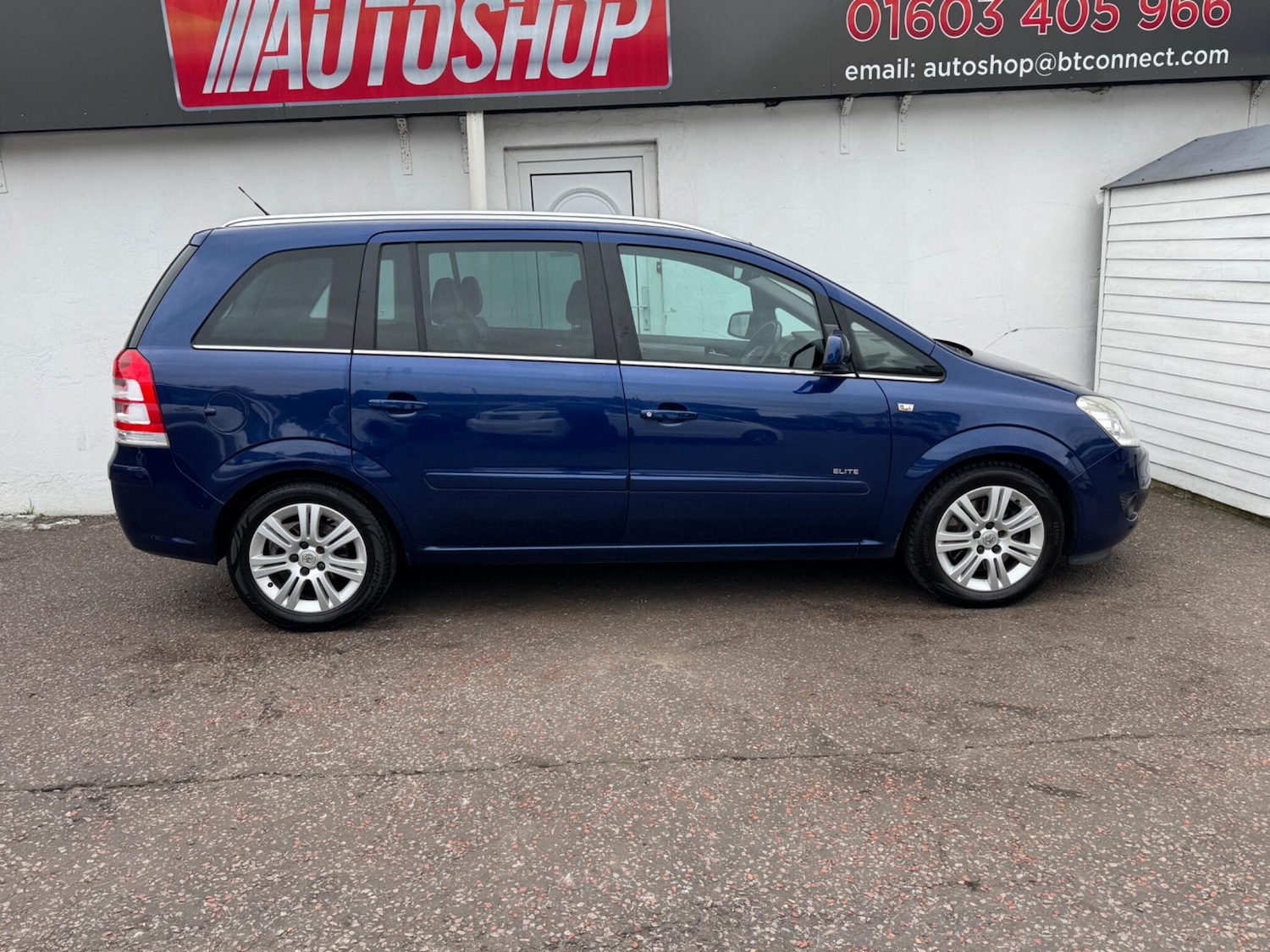 Used Vauxhall Zafira 2010 for sale - 76399152: Photo 22