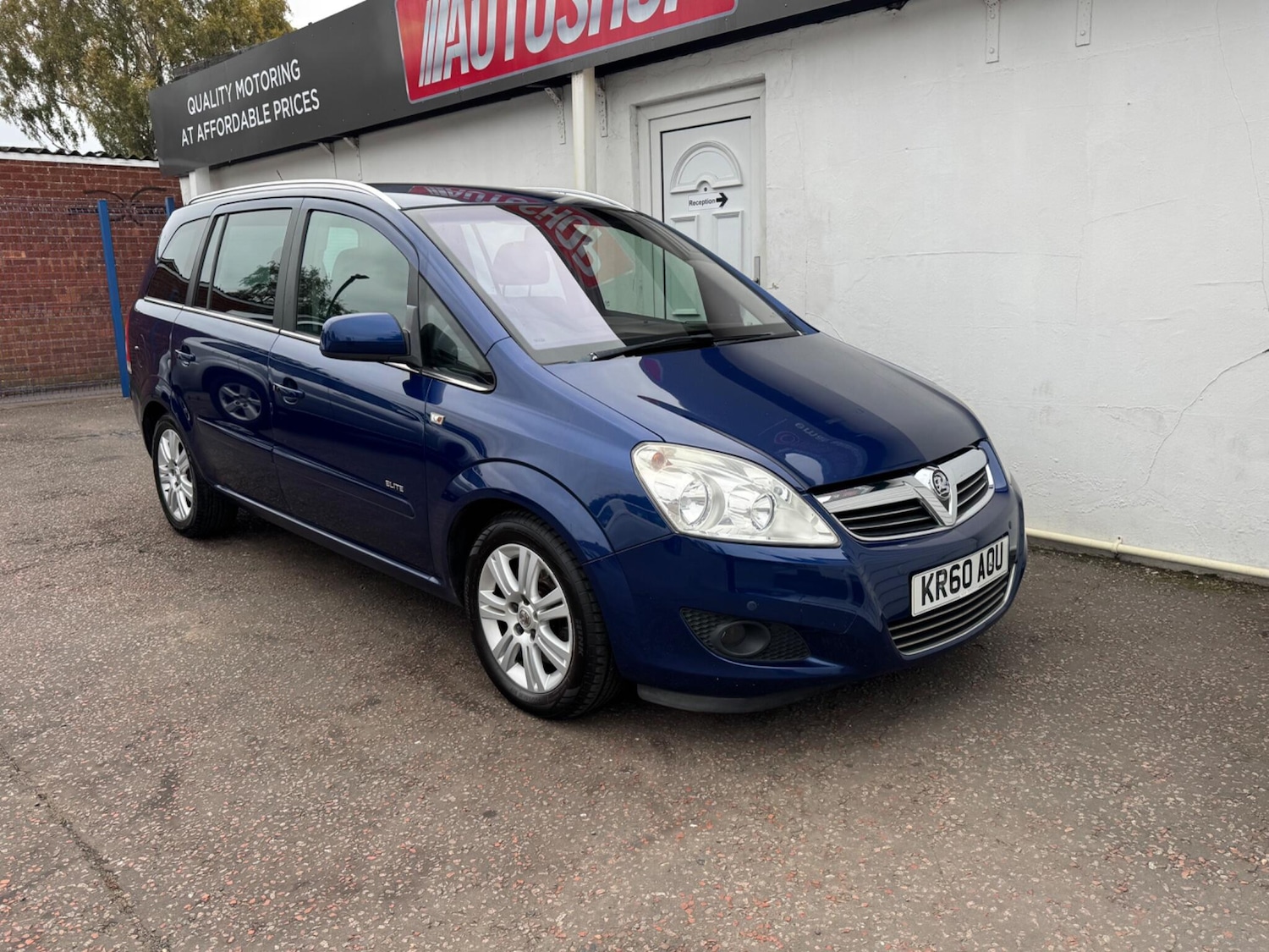 Used Vauxhall Zafira 2010 for sale - 76399152: Photo 23