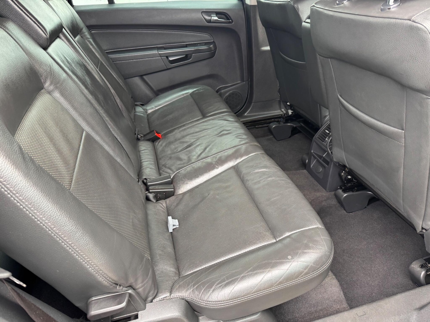 Used Vauxhall Zafira 2010 for sale - 76399152: Photo 6