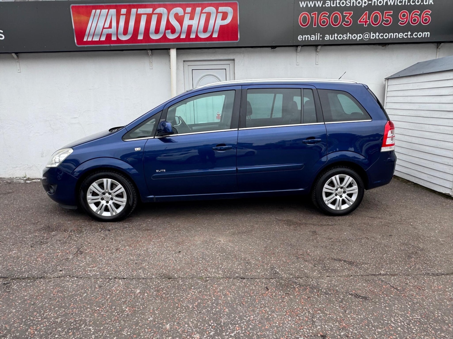 Used Vauxhall Zafira 2010 for sale - 76399152: Photo 9