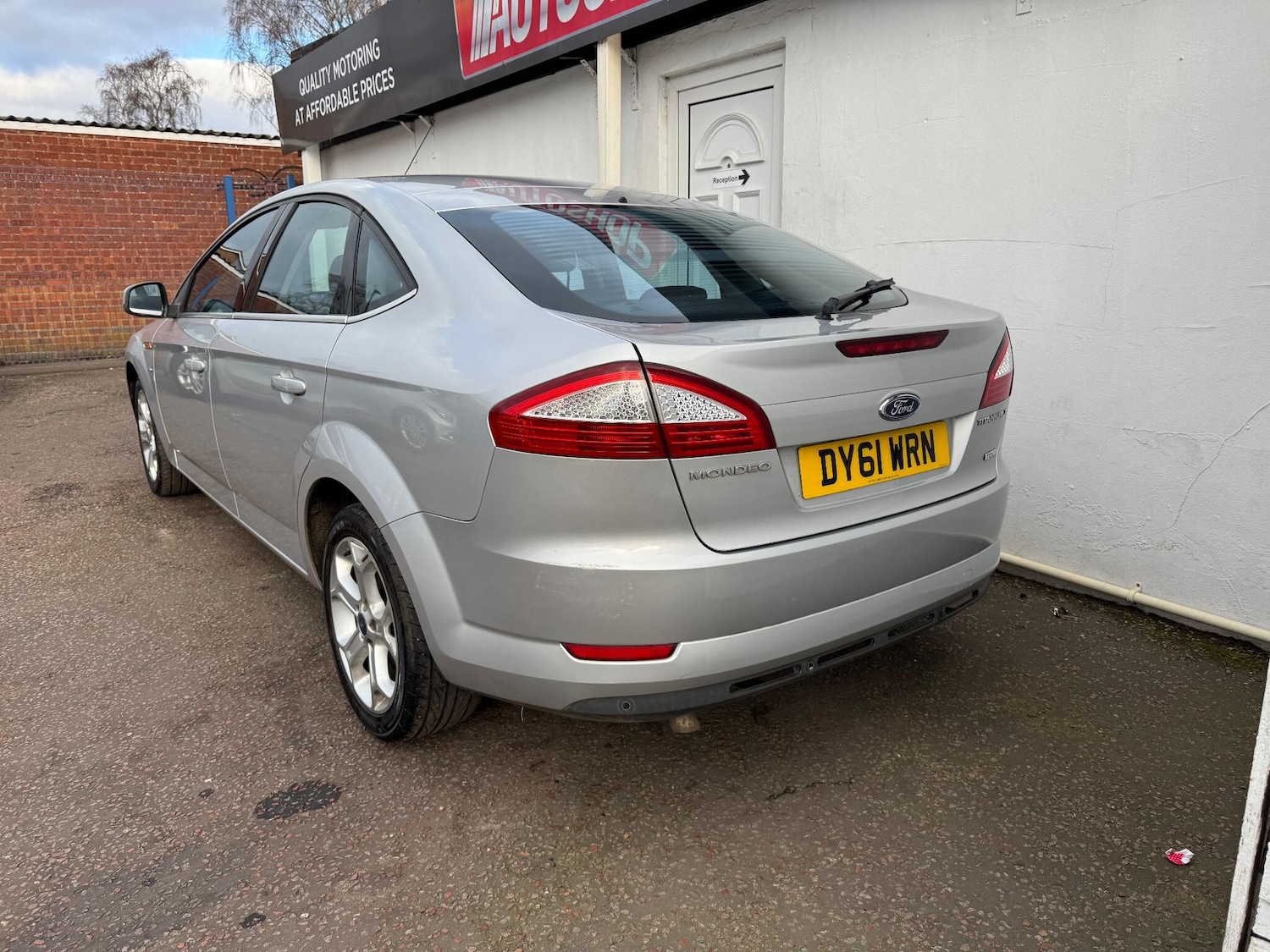 Used Ford Mondeo 2011 for sale - 77050141: Photo 17