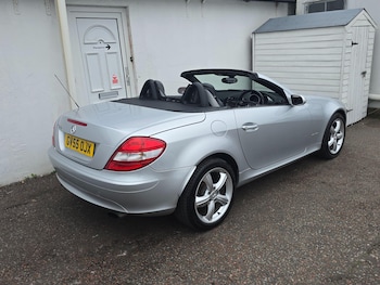 Used Mercedes-Benz SLK 2005 for sale - 76084123: Photo