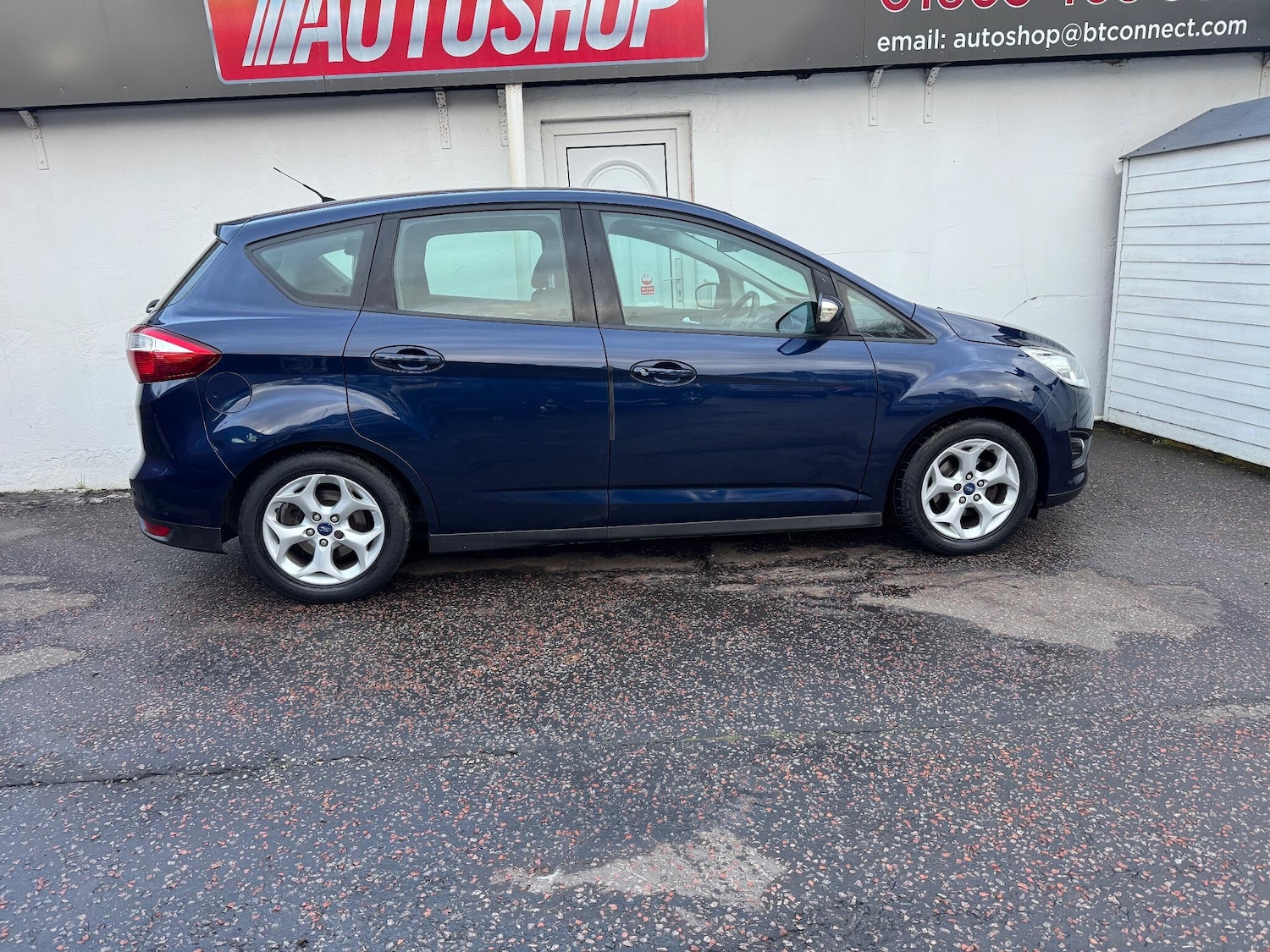 Used Ford C-Max 2011 for sale - 76935920: Photo 2