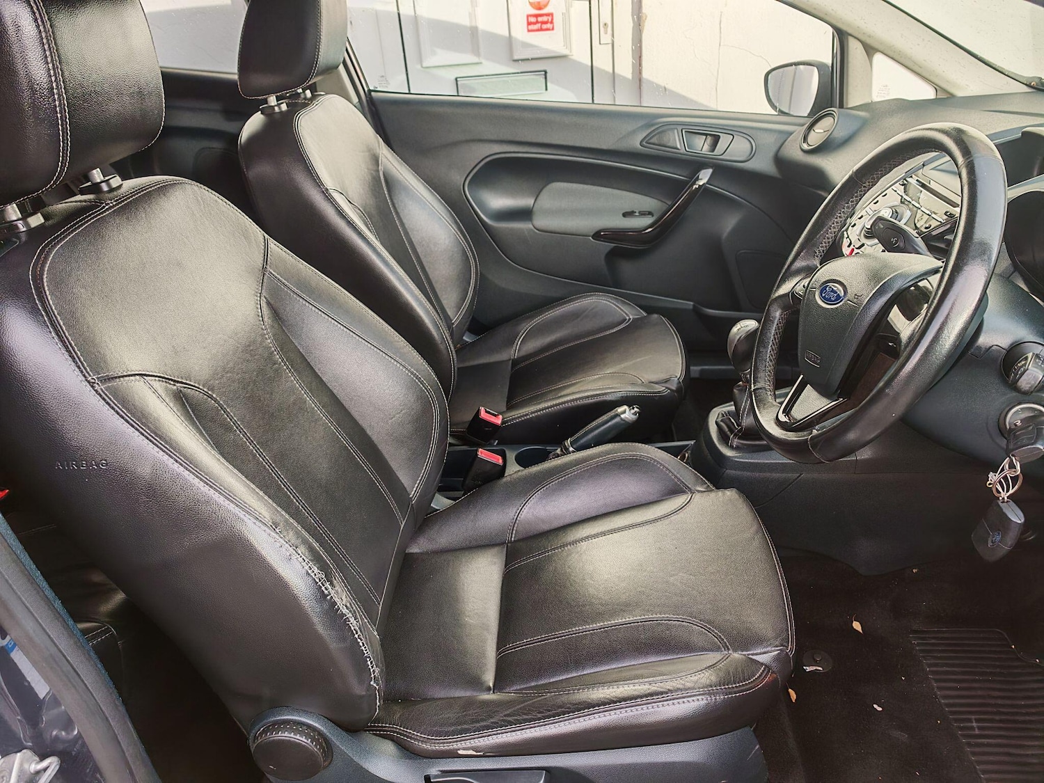 Used Ford Fiesta for sale - 76666507: Photo 6