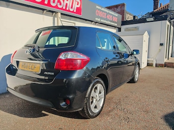 Used Toyota Auris 2011 for sale - 76001093: Photo