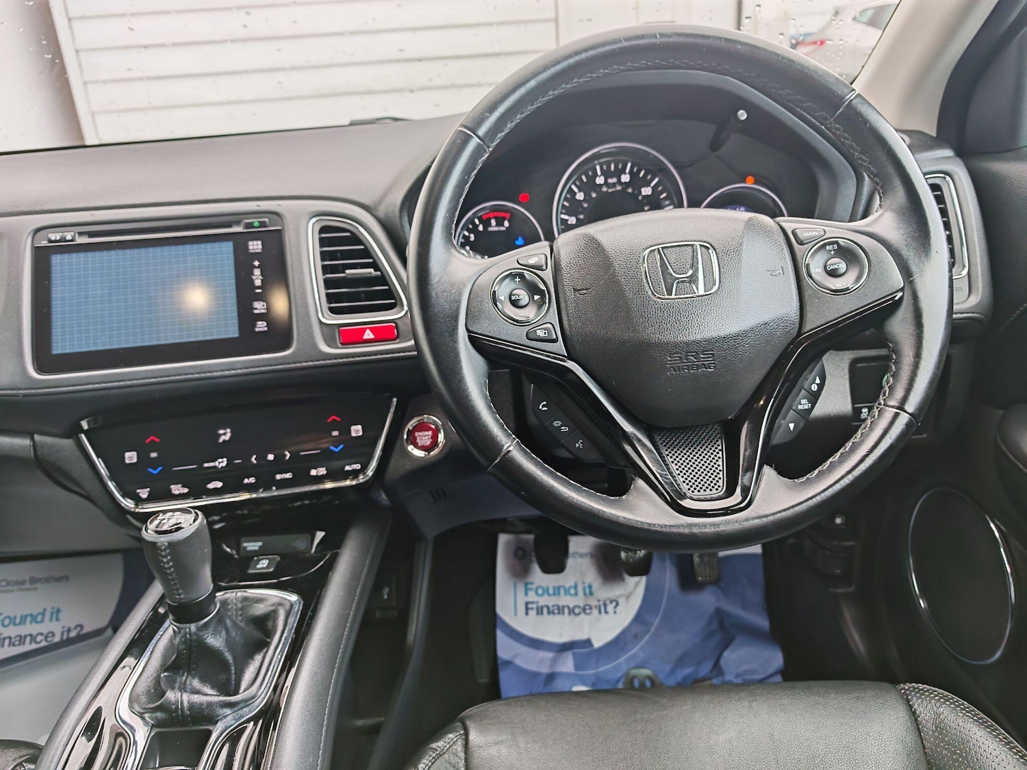 Used Honda HR-V 2015 for sale - 76988910: Photo 18