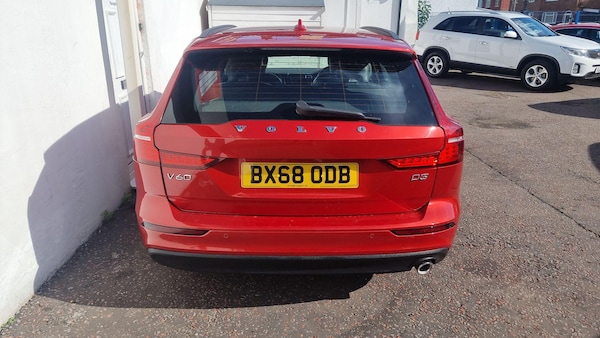 Used Volvo V60 2018 for sale - 74758801: Photo 15