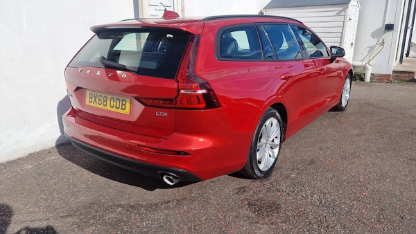 Used Volvo V60 2018 for sale - 74758801: Photo 16