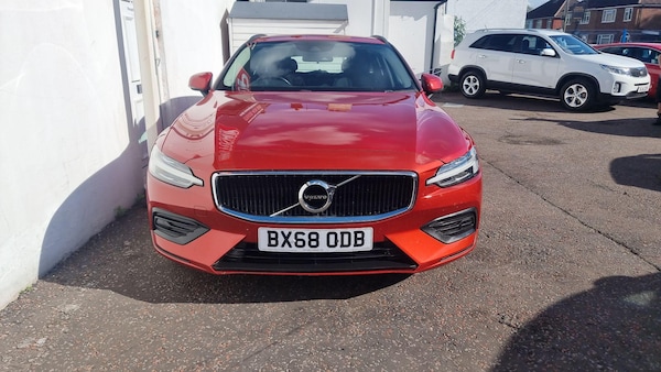 Used Volvo V60 2018 for sale - 74758801: Photo 8