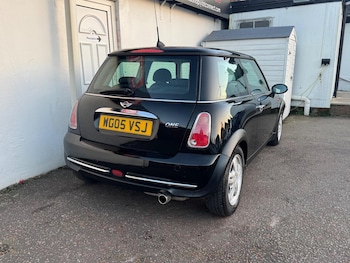 Used MINI Hatch 2005 for sale - 77015297: Photo