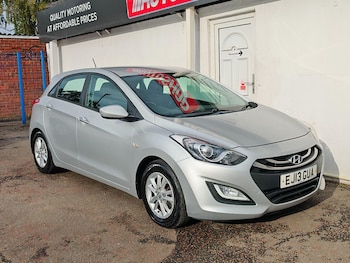 Used Hyundai i30 2013 for sale - 76214414: Photo 2