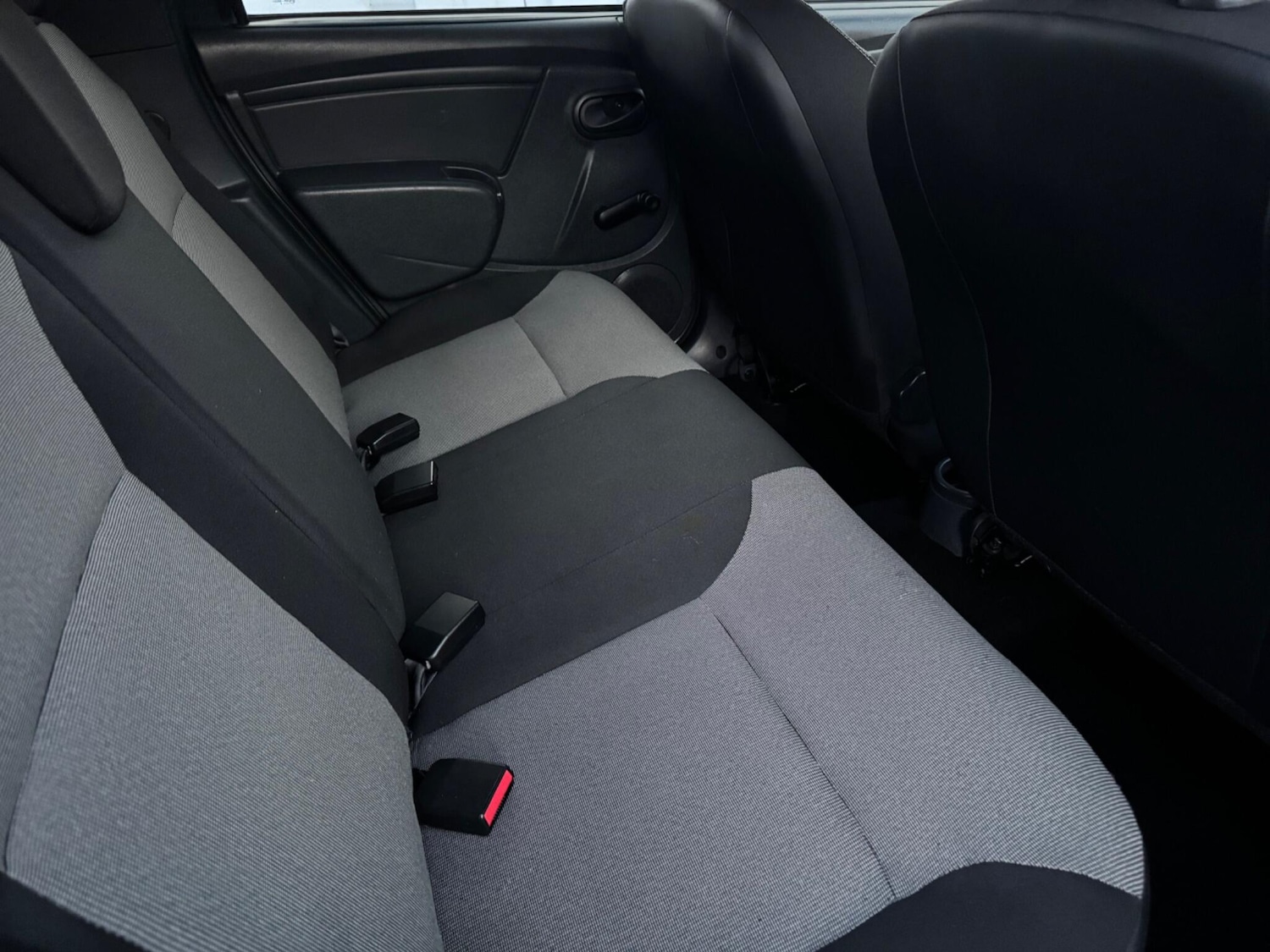 Used Dacia Duster 2016 for sale - 76472248: Photo 6