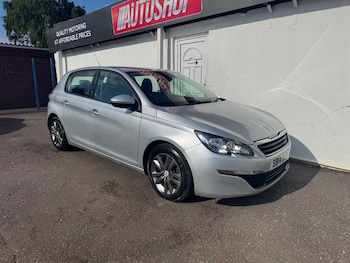 Used Peugeot 308 2014 for sale - 76084732: Photo