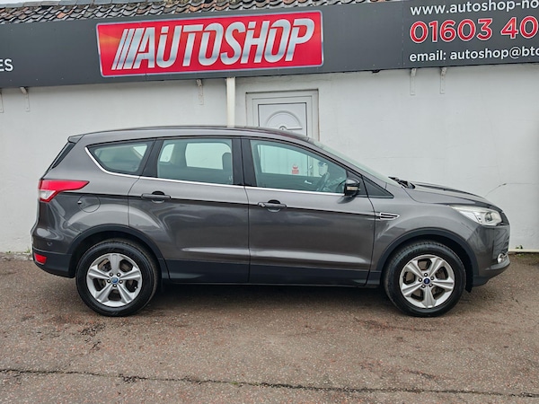 Used Ford Kuga 2015 for sale - 76307895: Photo 2