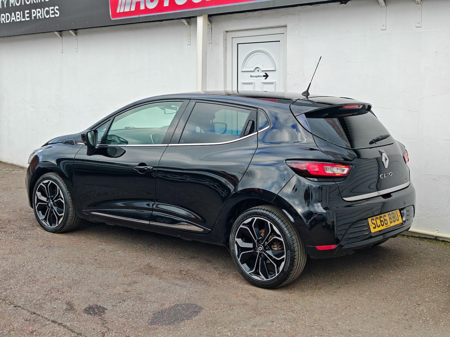 Used Renault Clio 2016 for sale - 76528065: Photo 19