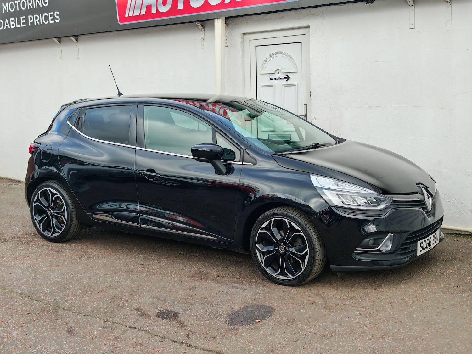 Used Renault Clio 2016 for sale - 76528065: Photo 4