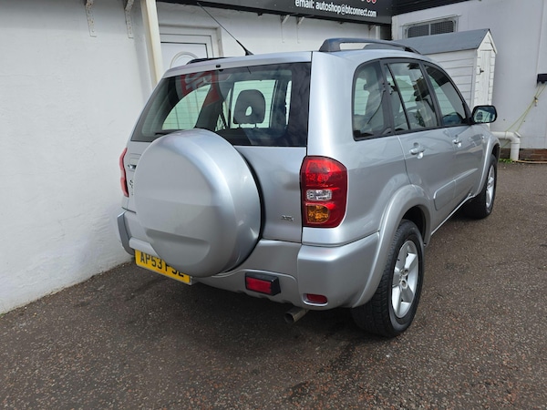 Used Toyota RAV4 2004 for sale - 74750270: Photo 16