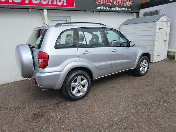 Used Toyota RAV4 2004 for sale - 74750270: Photo 19