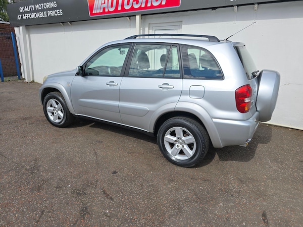 Used Toyota RAV4 2004 for sale - 74750270: Photo 7