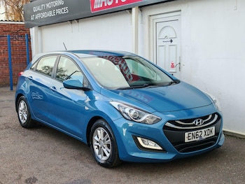 Used Hyundai i30 2013 for sale - 76512298: Photo