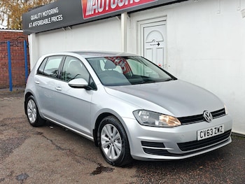 Used Volkswagen Golf 2014 for sale - 76431886: Photo