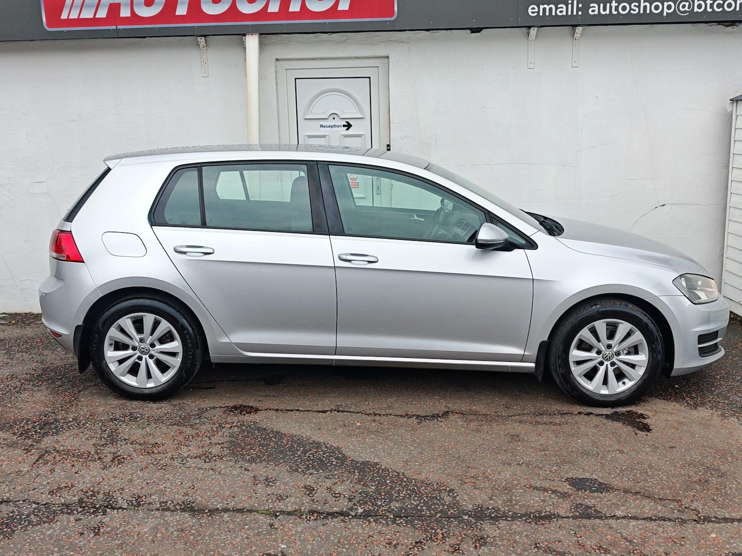 Used Volkswagen Golf 2014 for sale - 76431886: Photo 2
