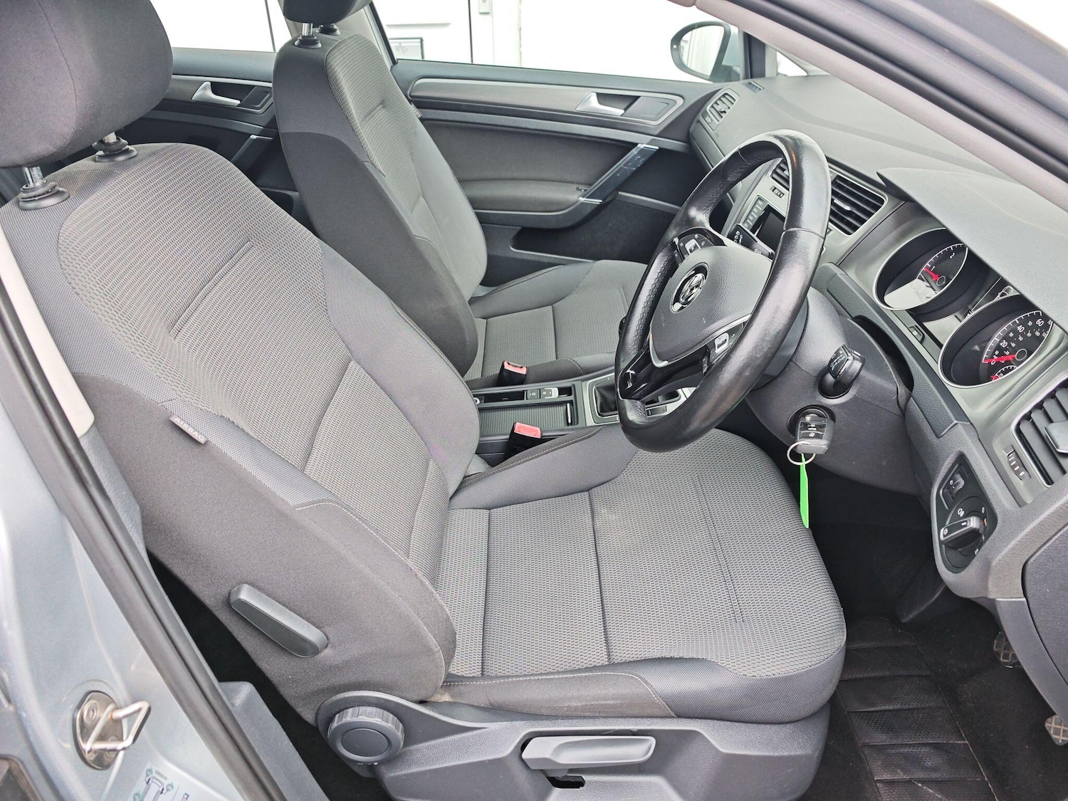 Used Volkswagen Golf 2014 for sale - 76431886: Photo 4