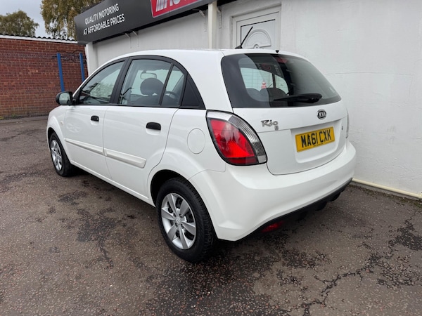Used Kia Rio 2011 for sale - 76270614: Photo 14