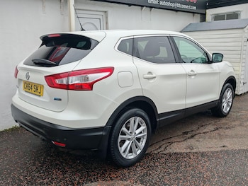 Used Nissan Qashqai 2014 for sale - 76432070: Photo