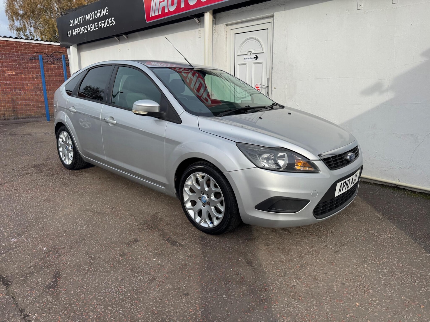 Used Ford Focus 2010 for sale - 76361150: Photo 1