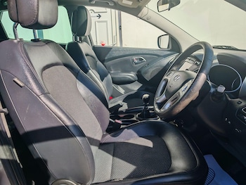 Used Hyundai Ix35 2012 for sale - 76071549: Photo