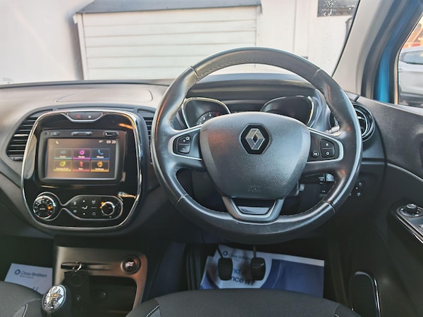 Used Renault Captur 2017 for sale - 76175392: Photo 20