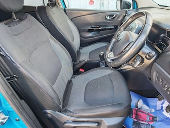 Used Renault Captur 2017 for sale - 76175392: Photo 4