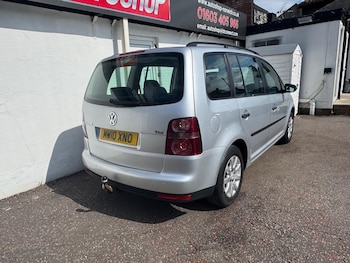 Used Volkswagen Touran 2010 for sale - 75463920: Photo