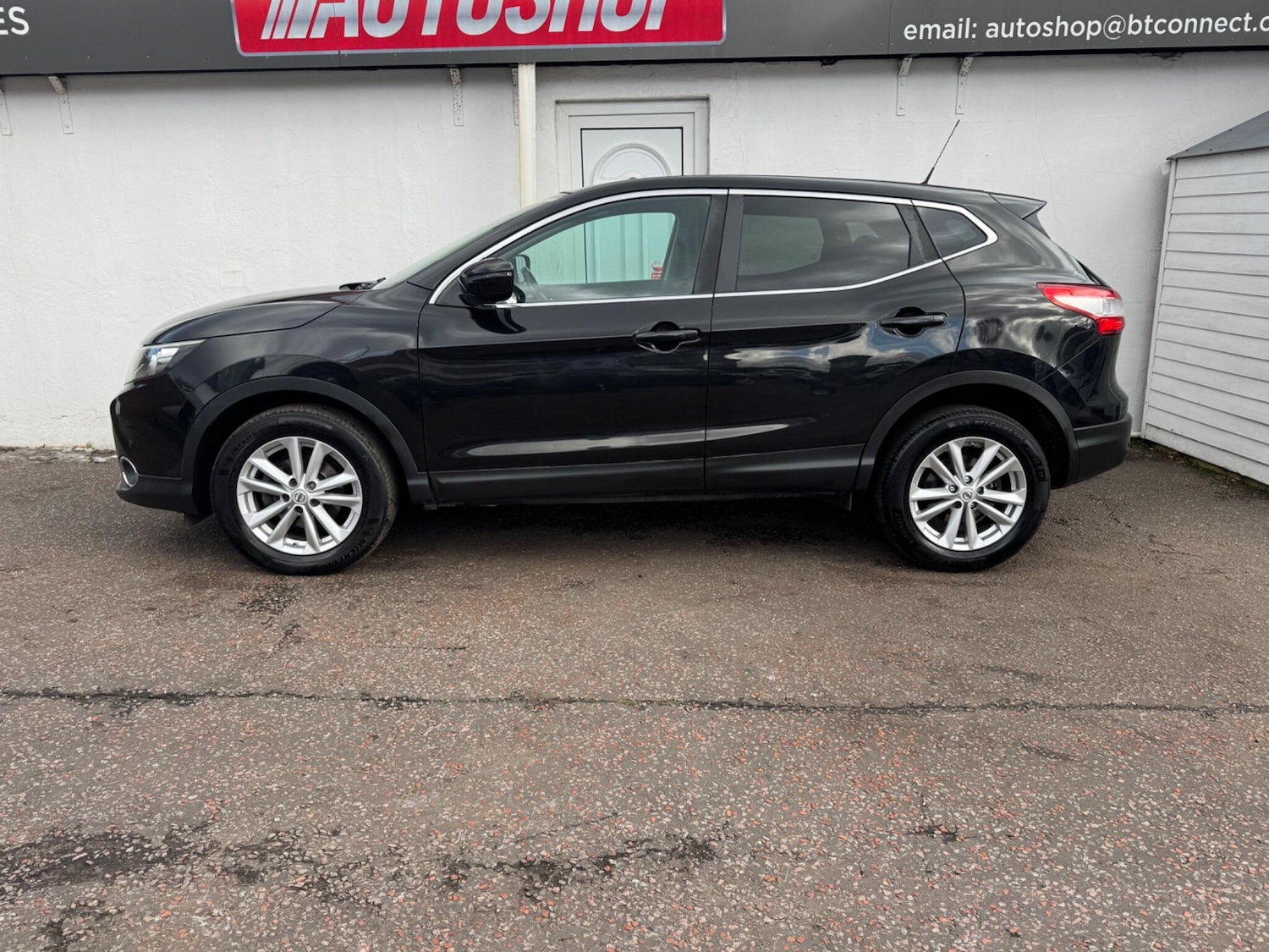Used Nissan Qashqai 2015 for sale - 76360798: Photo 10