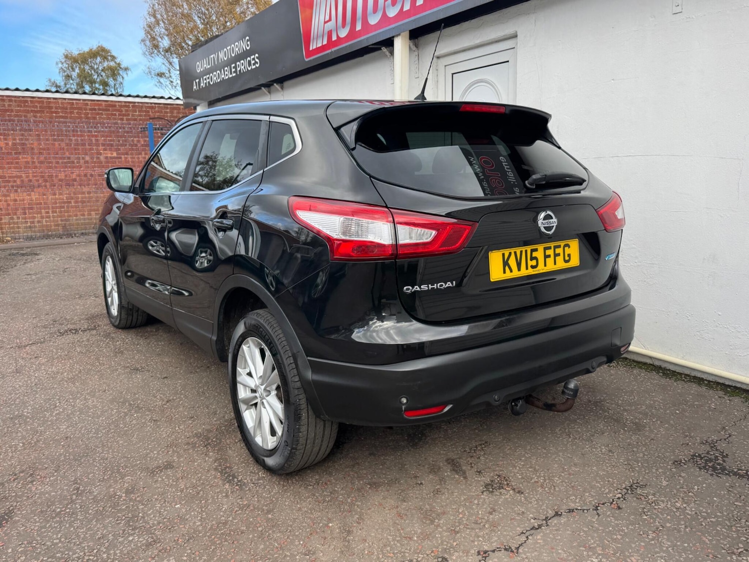 Used Nissan Qashqai 2015 for sale - 76360798: Photo 11