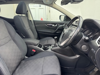 Used Nissan Qashqai 2015 for sale - 76360798: Photo