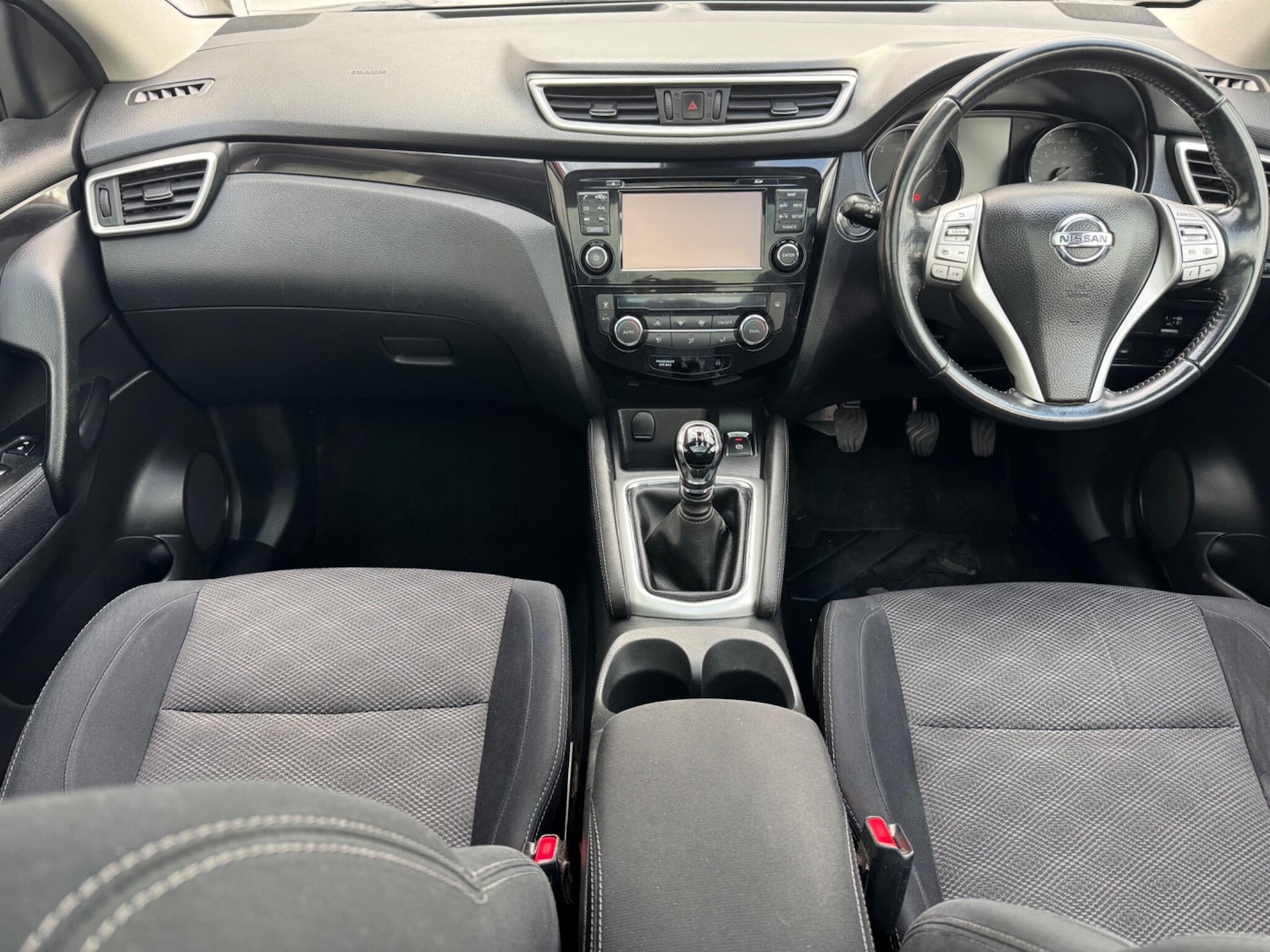 Used Nissan Qashqai 2015 for sale - 76360798: Photo 5