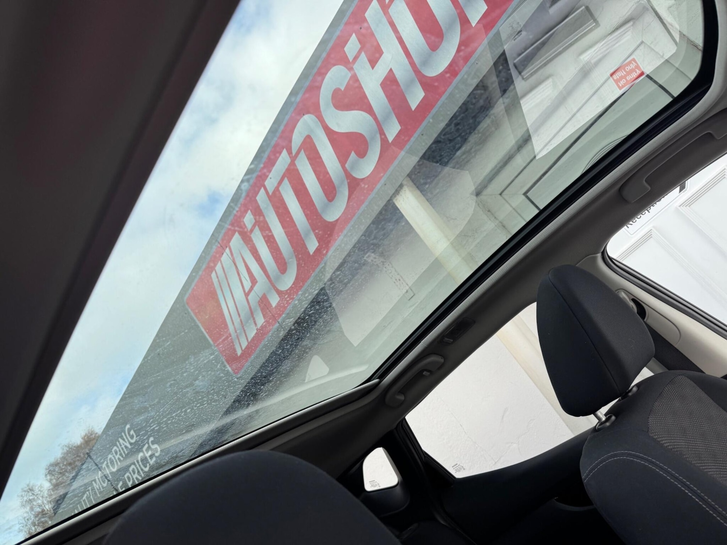 Used Nissan Qashqai 2015 for sale - 76360798: Photo 6