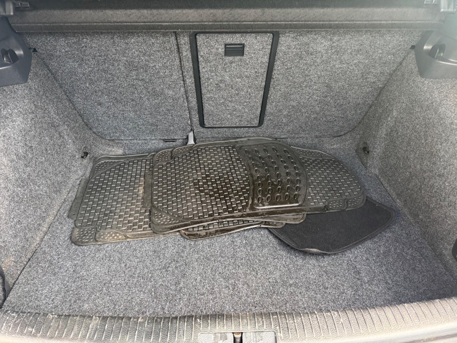 Used Volkswagen Golf 2011 for sale - 76913599: Photo 7