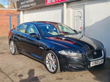 2012 (62) - 3.0d V6 Luxury Auto Euro 5 (s/s) 4dr