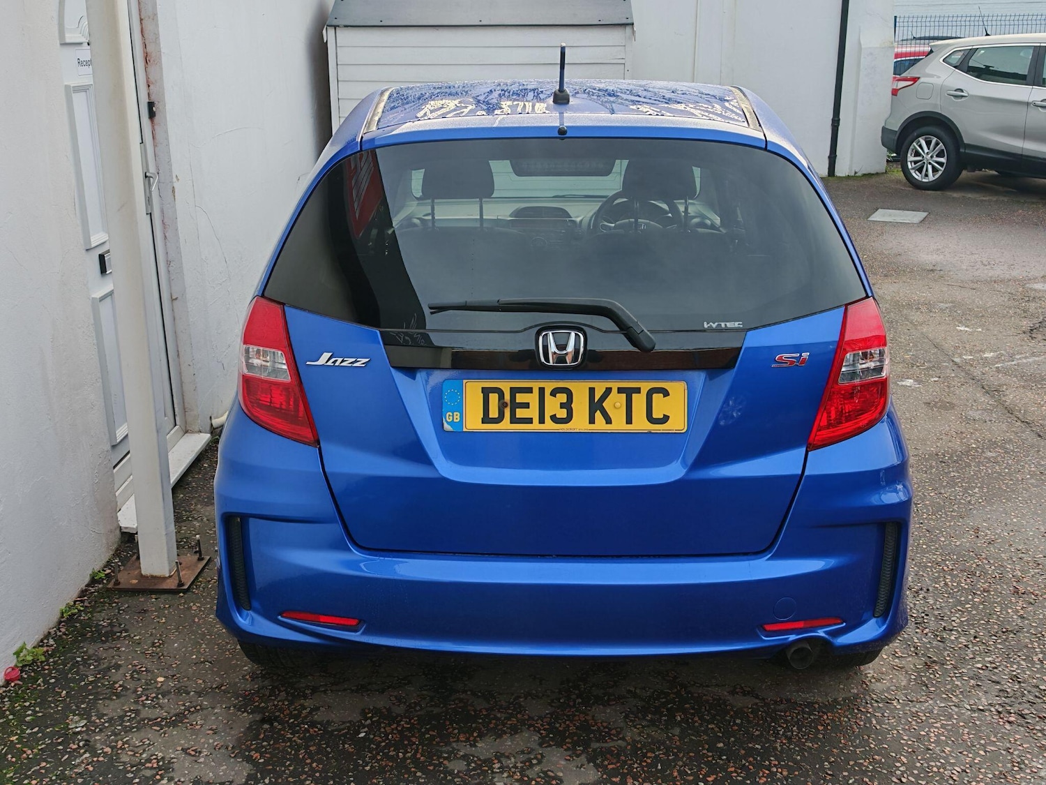 Used Honda Jazz 2013 for sale - 76752896: Photo 15