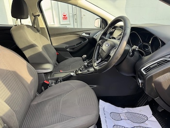 Used Ford Focus 2015 for sale - 76952725: Photo