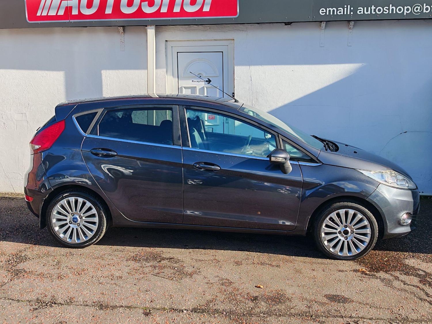 Used Ford Fiesta for sale - 76440317: Photo 2
