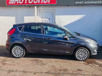 Used Ford Fiesta 2009 for sale - 76440317: Photo