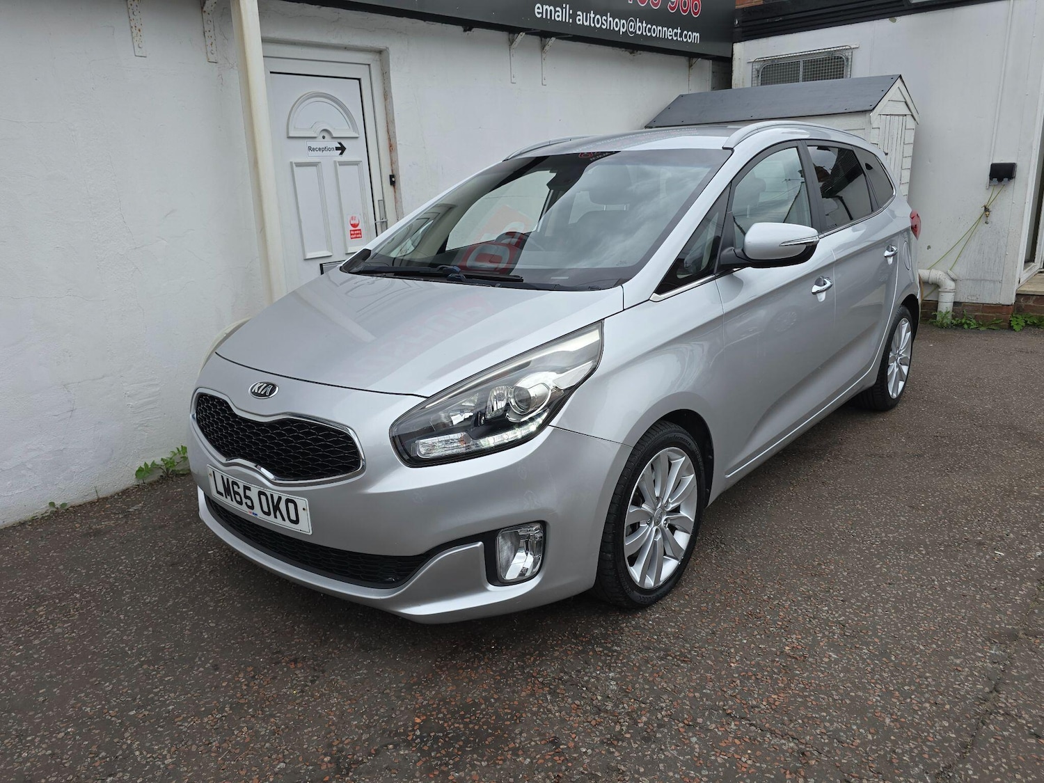 Vehicle 28