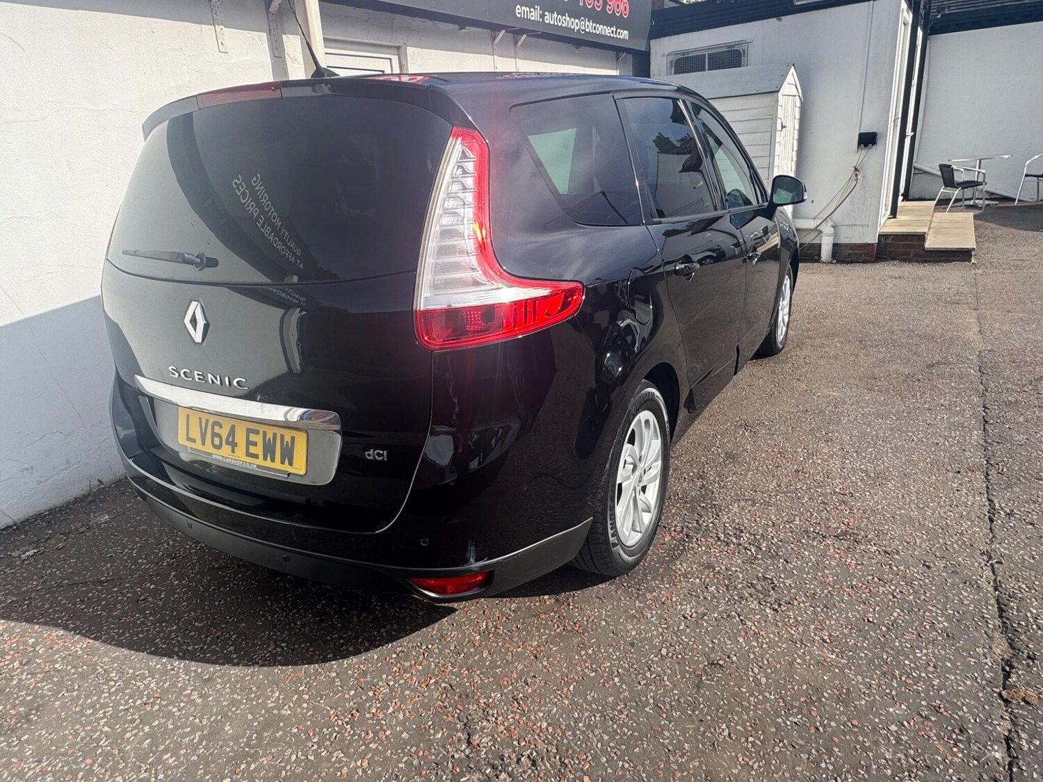 Vehicle 21