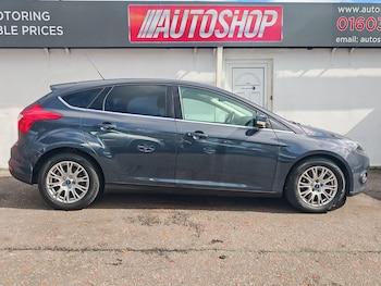 Used Ford Focus 2011 for sale - 76013636: Photo