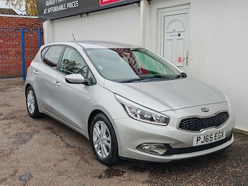 Used Kia Ceed 2015 for sale - 76441091: Photo