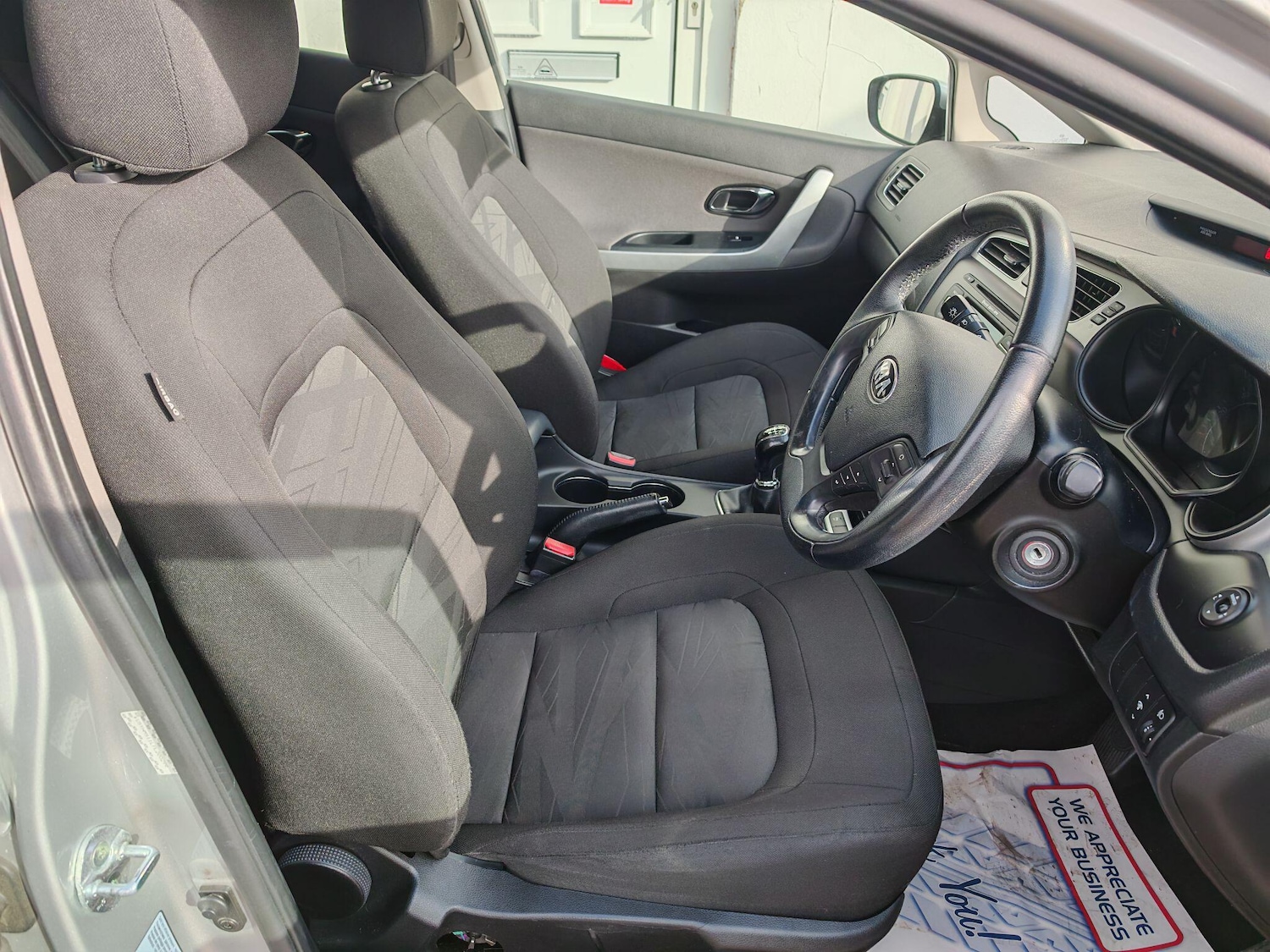 Used Kia Ceed 2015 for sale - 76441091: Photo 4